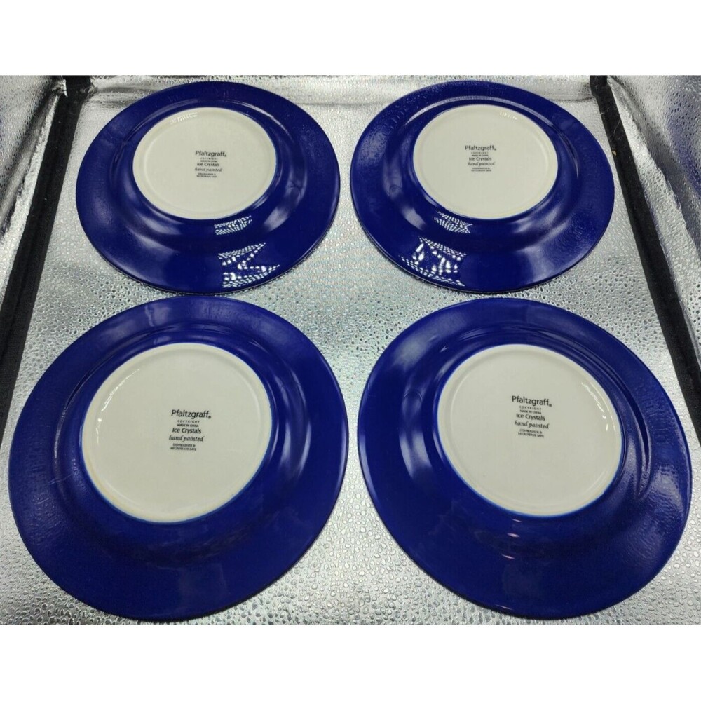 Pfaltzgraff Ice Crystals  Holiday/Winter Snowflakes Salad Plates (Set of Four) - Picture 4 of 16